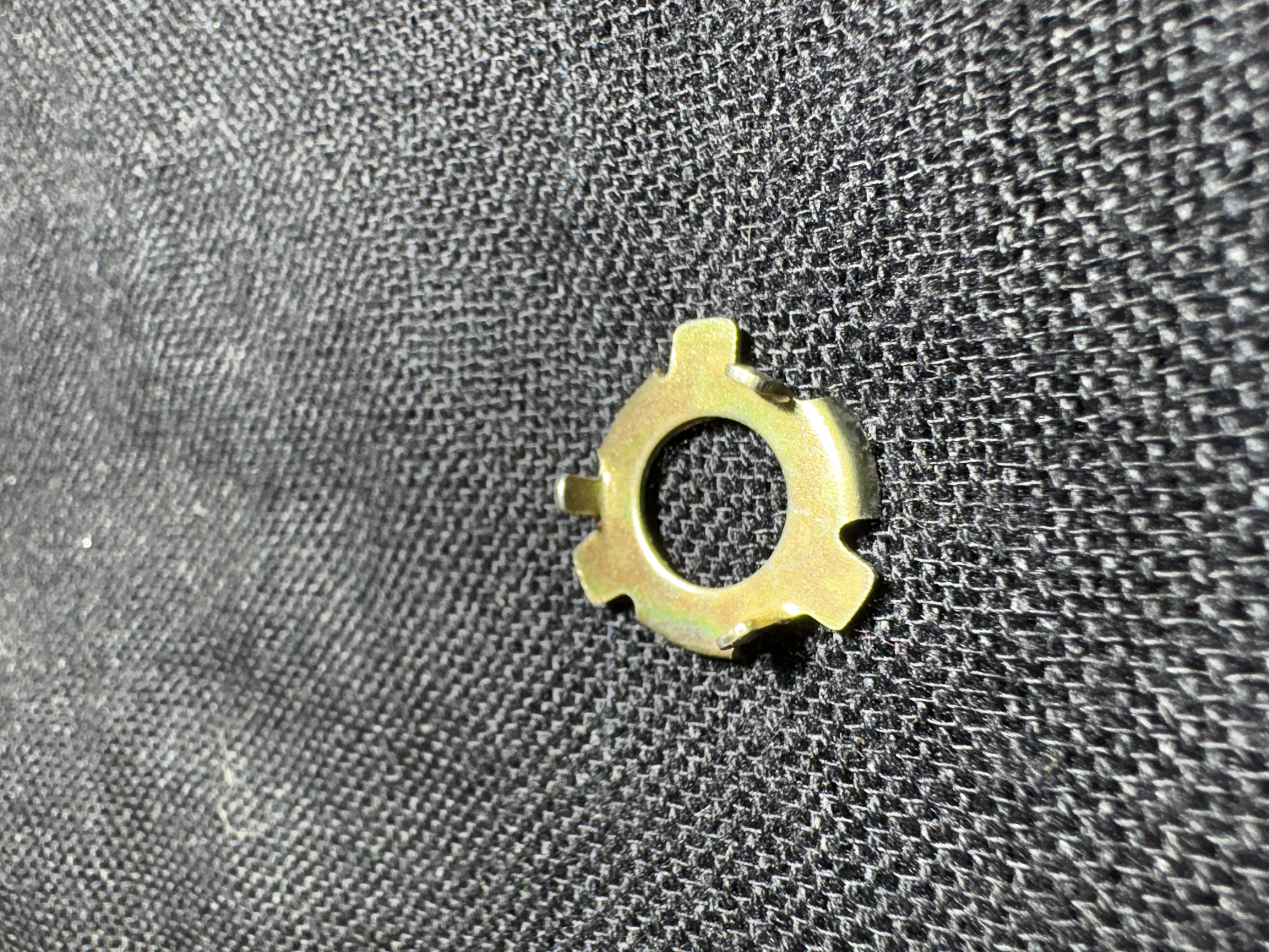 Retén ref. 21555, estampado de chapa — Metalúrgica Korcsog